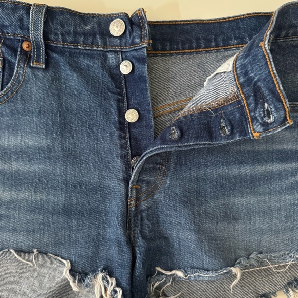 Levi’s 501 Cut Off Denim Jeans Button Fly Shorts Women’s size 29 - Picture 4 of 11
